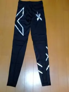 【新品・紙タグ無し】2XU ロングスパッツ　ロングタイツ　Sサイズ(5/6)