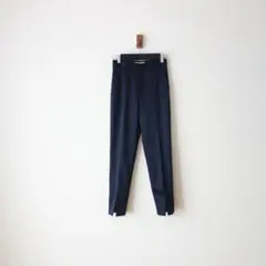 URBAN RESEARCH/スリットデザインテーパードパンツ