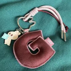 Popmart ラブブ　イニシャルチャーム　G