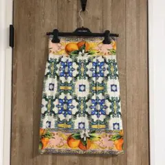 DOLCE＆GABBANA 新品タグ付 ハイウェストタイトルスカート マヨルカ柄のサムネイル
