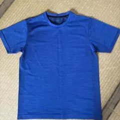 GU青Tシャツ