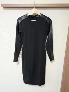 膝丈ワンピース長袖