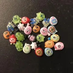 ネイルパーツ　たまごっち　25個