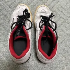 MIZUNO バドミントンシューズ ホワイト レッドのサムネイル