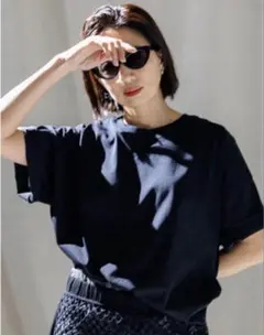 FORME 東原亜希　Tシャツ メルカリ