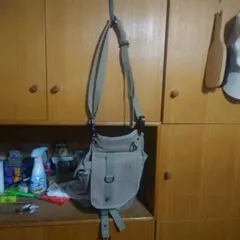 AVIREX サンドベージュ レッグバッグ　ショルダーバッグ