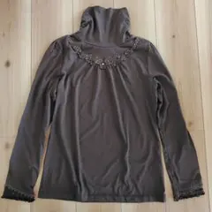 アクシーズファム ダークブラウン ハイネック長袖カットソー