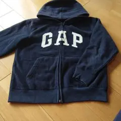 GAP パーカー