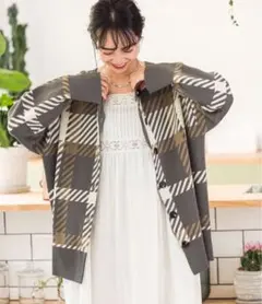 ベイフロー　マルチカラーチェックカーディガン