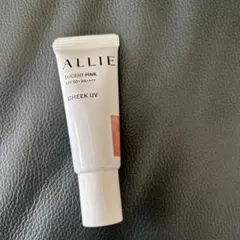 ALLIE クロノビューティ　カラーオンUVチーク01のサムネイル