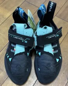 Item thumbnail for item cff3be3f-edea-4439-88b4-8d4eab3a3172