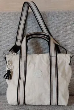 キプリング　2way　ショルダーバッグ　クリーム色