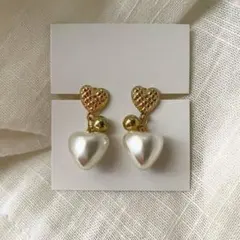 ハート型ゴールドフックパール両耳用　ピアス 結婚式 パーティ ドレス