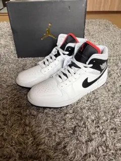 AIR JORDAN 1 MID 27cm 未使用品　即日発送のサムネイル