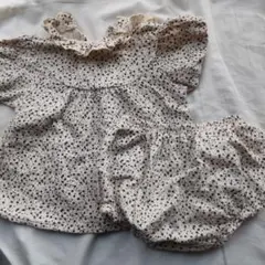 フリル付き小花柄トップスとショーツセット