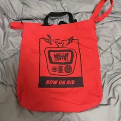 Item thumbnail for item 20147143-8dce-4a64-892c-63e7b365e6fe