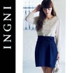 新品タグ付き☆INGNIウエストリボンスカート紺イングマジェスティックレゴン