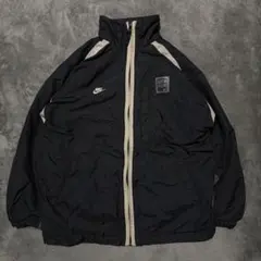 ナイキ　ナイロンジャケット　アウター　刺繍　古着