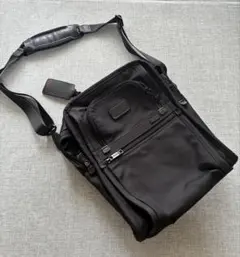 TEMMYE 2WAY ミニショルダーバッグ カーキ - メルカリ