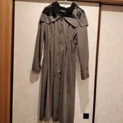 SUREVE グレー ロングワンピース レース襟付き