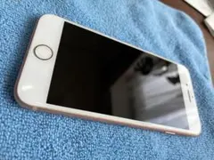 iPhone 8 64GBのサムネイル