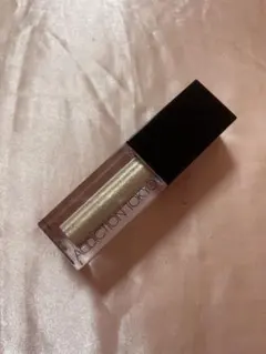 【新品】アディクション　ザ リキッド アイシャドウ　ウルトラスパークル001