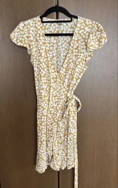 aerie 花柄ラップドレス XSのサムネイル