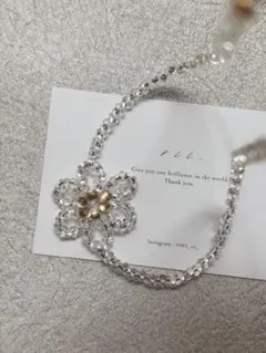 ●1021 ファルファーレネックレス　フラワーモチーフ　ビーズネックレス