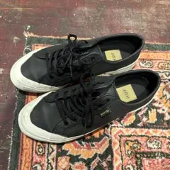 HUF スニーカー ブラック ローカットのサムネイル