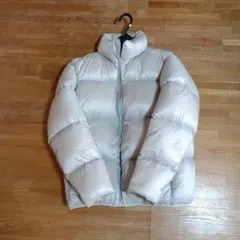 UNIQLO ULTRA LIGHT DOWN L ライトグレー