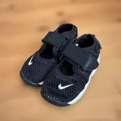 NIKE キッズ サンダル ブラック 13cm エアリフト リトルリフト