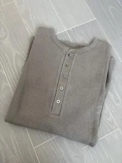 OMARAFRIDI ヘンリーネック 長袖 ワッフルニット Tシャツ 46 OMARAFRIDI ヘンリーネック 長袖 ワッフルニット Tシャツ 46 - メルカリ