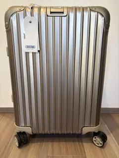 2026年最新】RIMOWA TITANIUMの人気アイテム - メルカリ