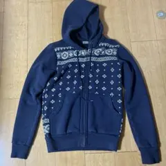 ネイビー柄入りフード付きパーカー