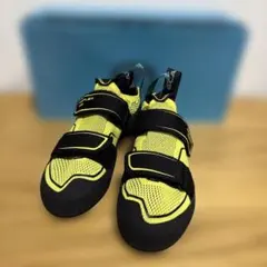 Item thumbnail for item 82cde9c6-5167-4f73-b8f3-e2985f836d1b