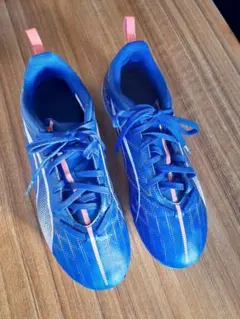 PUMA　サッカー　スパイク24㎝
