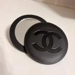 CHANEL／ブラックスライドコンパクトミラー　ノベルティ　シャネル