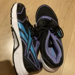 Reebok リーボックランニングシューズ 黒/紫/青