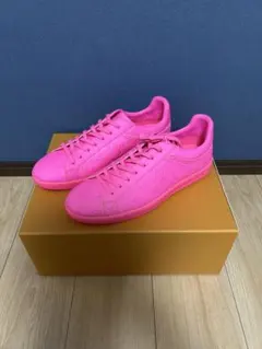 着用1回⭐︎ルイヴィトン ルクセンブルグライン スニーカー/ネオンピンク/サイズ8 着用1回⭐︎ルイヴィトン ルクセンブルグライン スニーカー/ネオン