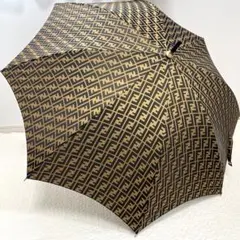 【人気】FENDI フェンディ 傘 ズッカ柄 総柄 茶色 ブラウン 人気】FENDI フェンディ 傘 ズッカ柄 総柄 茶色 ブラウン 90cm