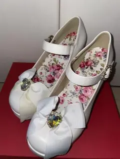 csT&P厚底 ヒール かわいい ゴスロリ リボン キラキラのサムネイル