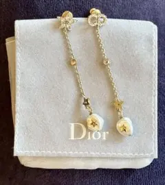 Dior パール 星 モチーフ ピアス