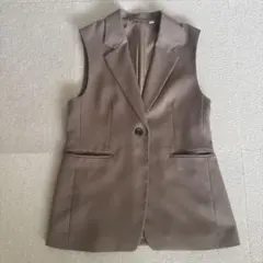 GU ブラウンノースリーブベスト