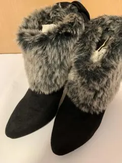 黒 スエード ファー付きブーツ リボン付き