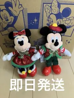 ディズニークリスマス2025❗️ミッキー　ミニー❗️ぬいぐるみバッチ 新品ダグ付き