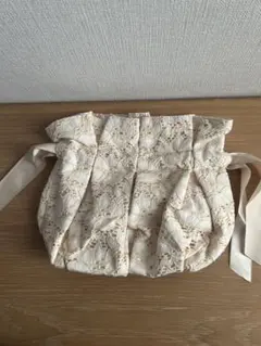 レース生地　リボン　巾着　大　アイボリー　ポーチ