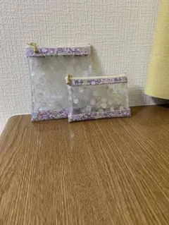 リバティ　ミシェル　ラミネート　中身が見えるビニールポーチ