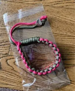 ハンドメイド パラコード　ペットボトルホルダー