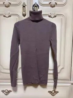 UNIQLO メリノリブタートルネックセーター