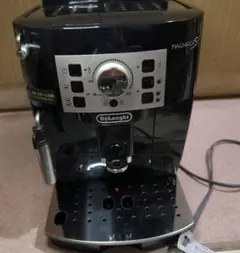 DeLonghi マグニフィカS ECAM22112Bのサムネイル